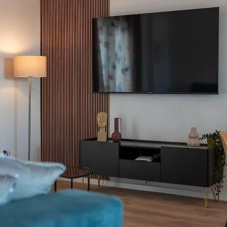 Eight By Kuzmanic Apartment Trogir