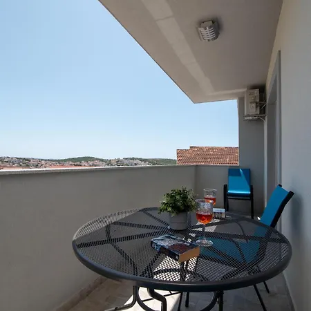 Apartamento Eight By Kuzmanic Trogir