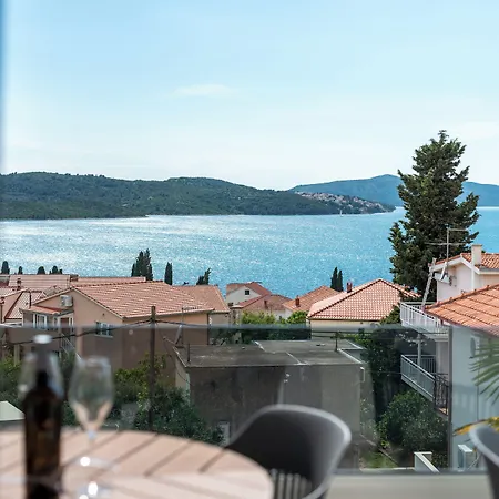 Apartment Eight By Kuzmanic Trogir