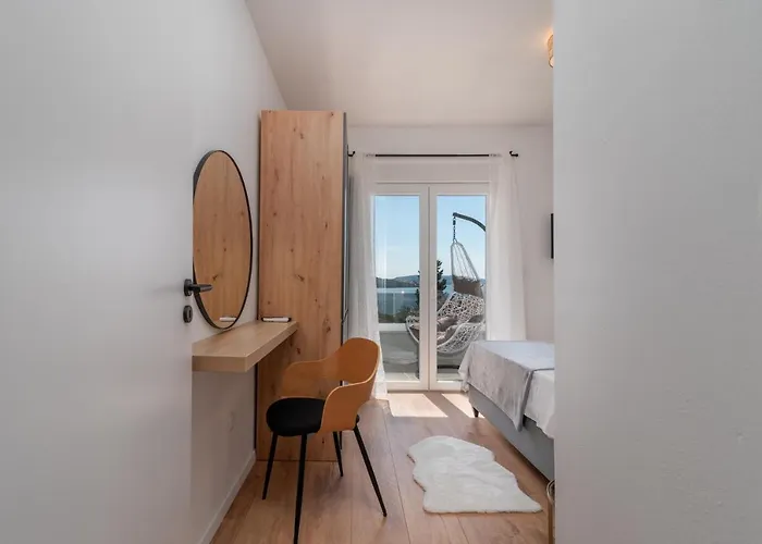 Eight By Kuzmanic Apartment