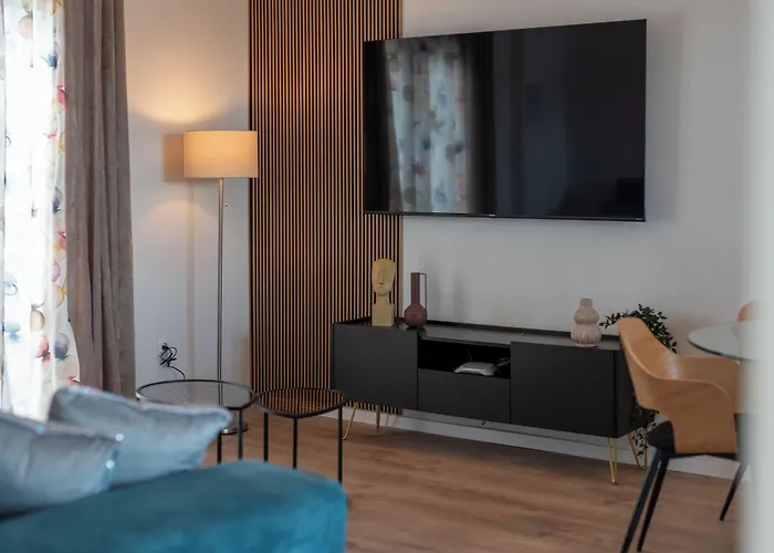 Eight By Kuzmanic Apartment *